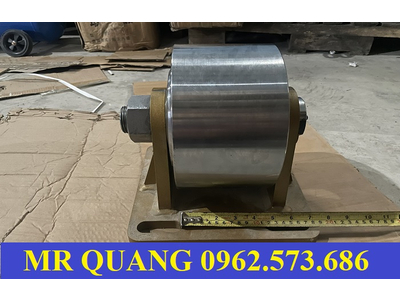 Con lăn tỳ đỡ bồn xe trộn bê tông