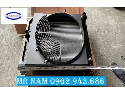 KÉT NƯỚC LÀM MÁT ĐỘNG CƠ LAI XE TÉC XI MĂNG.