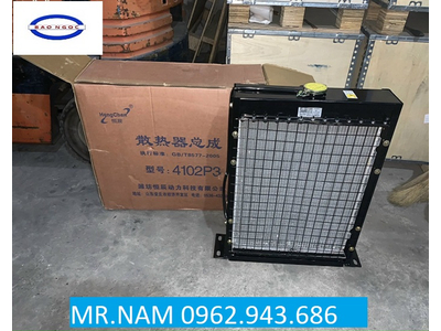 KÉT NƯỚC LÀM MÁT ĐỘNG CƠ LAI XE TÉC XI MĂNG.