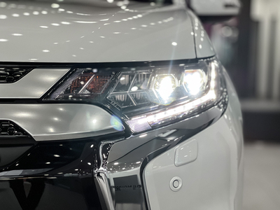 Mitsubishi Outlander 2.0 CVT Premium