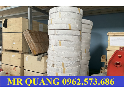 Ống màng rung xe bồn chở xi măng