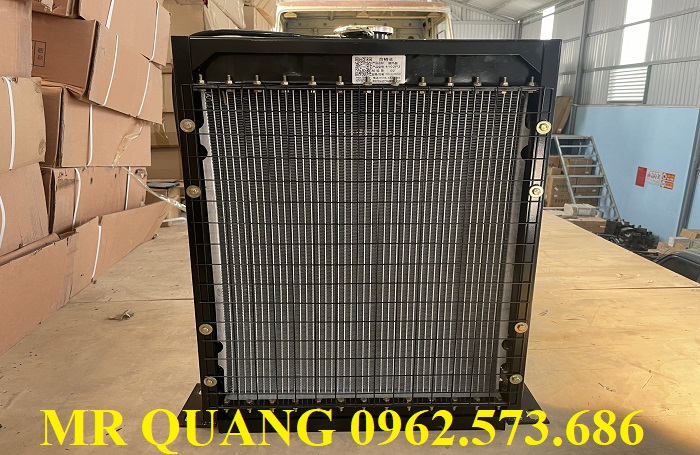 két nước động cơ lai