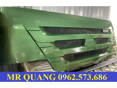 Mặt nạ (mặt ca lăng) xe Howo 371