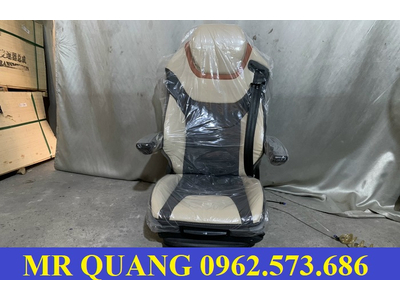 Ghế hơi Howo A7 bọc da