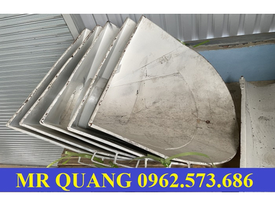 Phễu nạp xe trộn bê tông