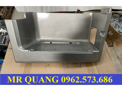 Ốp bậc dưới xe đầu kéo Hyundai Xcient