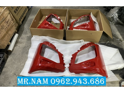 ỐP KHOANG ĐÈN PHA HYUNDAI XCIENT XE 3 CHÂN, 4 CHÂN, ĐẦU KÉO TẠI HÀ NỘI VÀ SÀI GÒN.