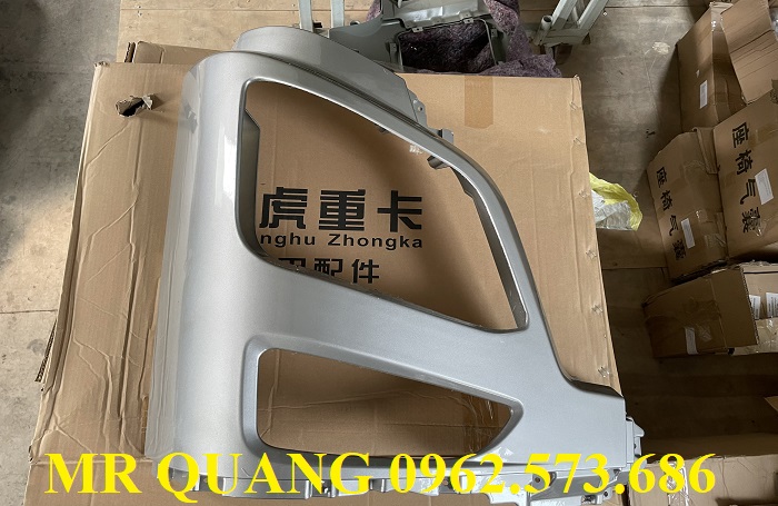 ốp mí đèn xe đầu kéo Hyundai Xcient