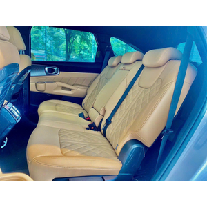 New KIA Sorento Signature 2.5G ( Máy xăng - NỘT THẤT NÂU)