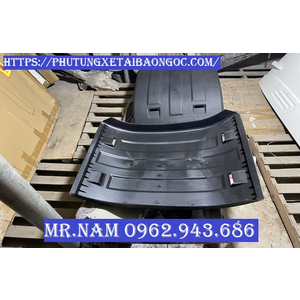 CHẮN BÙN TRÊN, CHẮN BÙN DƯỚI, DÂY ĐAI CHẮN BÙN ĐẦU KÉO HOWO A7 GIÁ TỐT TẠI HÀ NỘI VÀ SÀI GÒN.