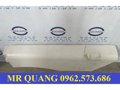 Vè của lốp (vè chắn lốp) xe Shacman M3000