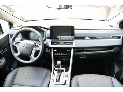 Mitsubishi Xpander Cross