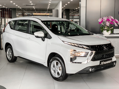 Mitsubishi Xpander AT