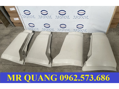 Ốp gió xe Shacman X3000