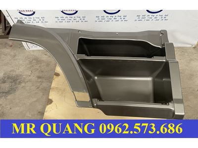 Ốp bậc trên xe Hyundai Xcient