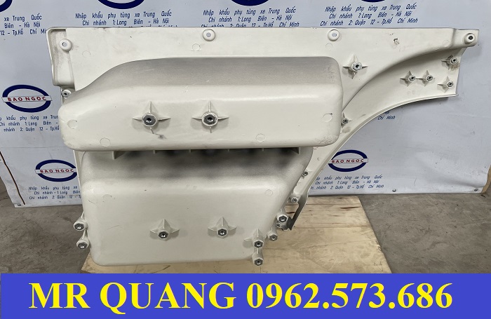 ốp bậc trên xe Hyundai Xcient