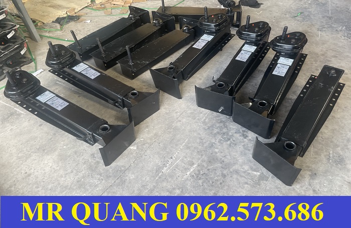 chân chống rơ-mooc