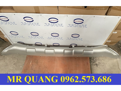 Ba đờ sốc xe đầu kéo Chenglong H7