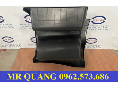 Ốp bậc dưới xe Chenglong H7