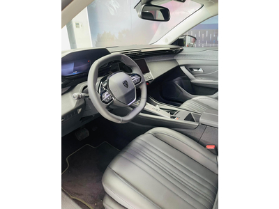 Peugeot 408 Allure - TRẮNG