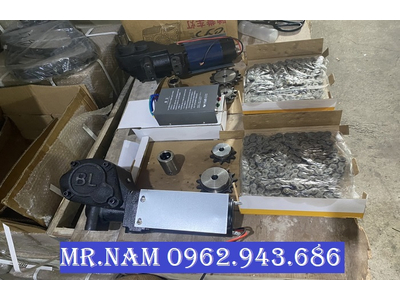 NHÔNG XÍCH PHỤ KIỆN MÔ TƠ QUẤN BẠT CÁNH XE 3 CHÂN, 4 CHÂN, MOOC BEN GIÁ TỐT NHẤT THỊ TRƯỜNG HÀ NỘI VÀ SÀI GÒN.