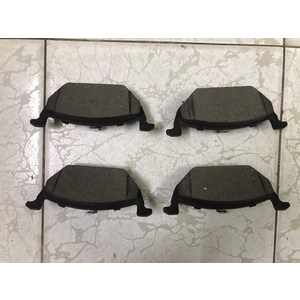 Má phanh trước MG5