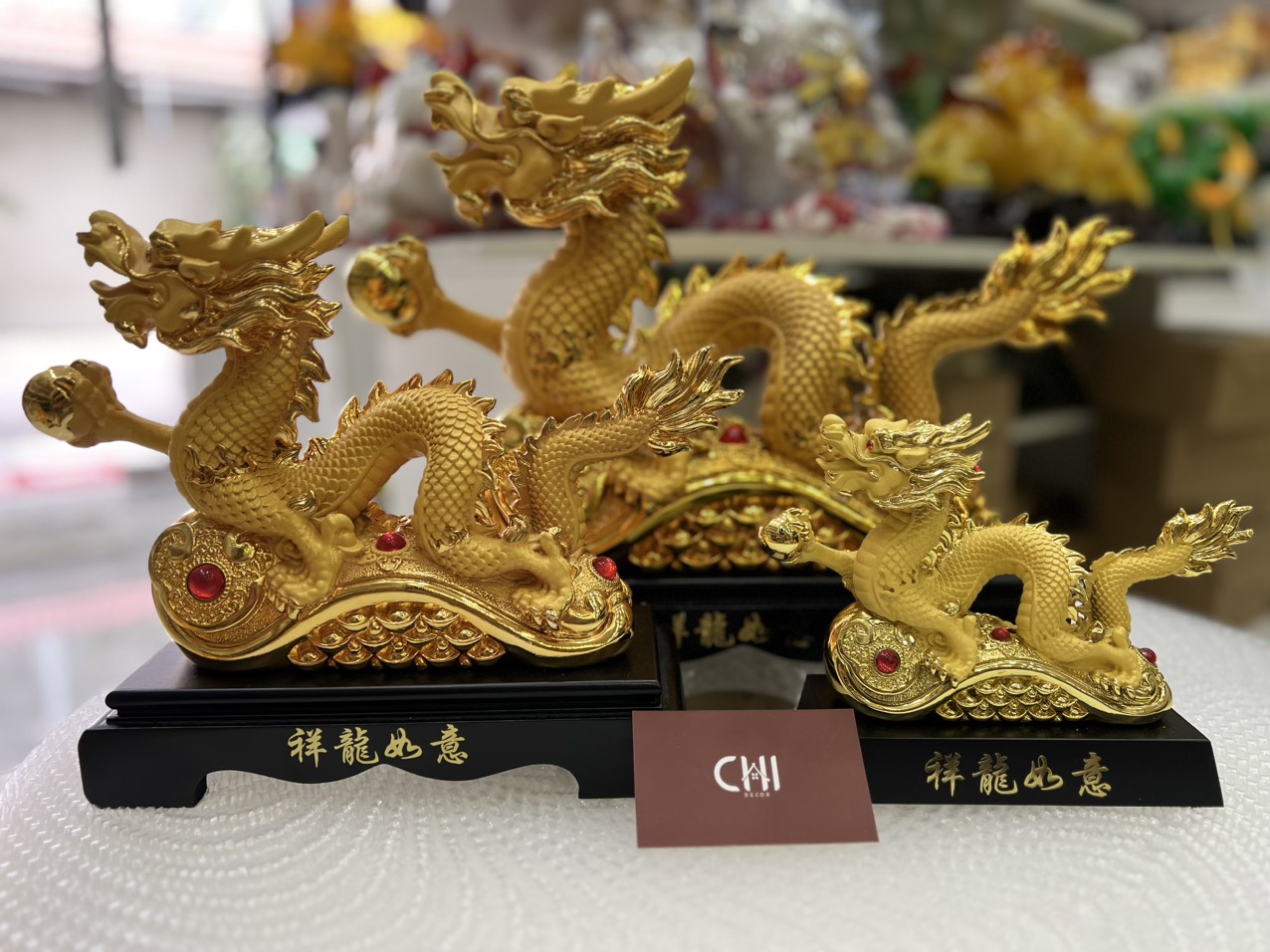 Tượng rồng ngọc như ý