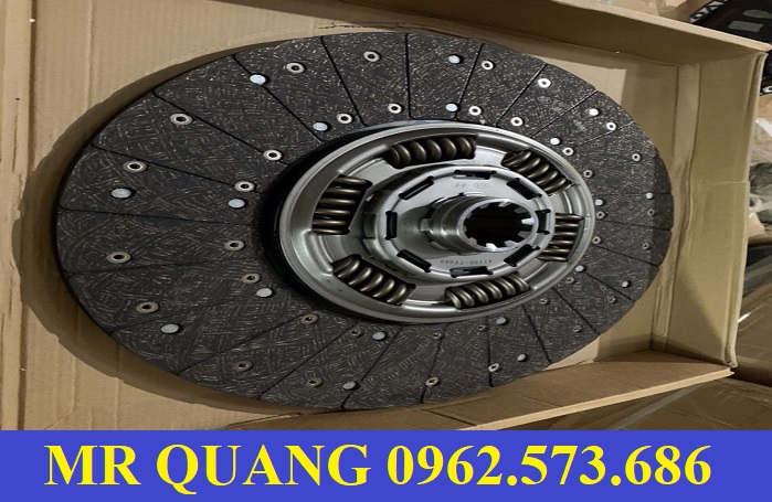 lá bố xe hyundai xcient