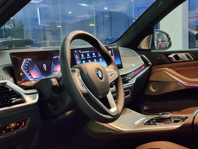 BMW X7 xDrive40i Pure Excellence