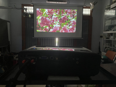 Máy Chiếu Cũ Dell 1210S Nhỏ Gọn