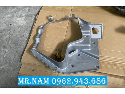 KHUNG ĐỠ ( GIÁ BẮT ) ĐÈN PHA HOWO A7, V7G, T7H CHẤT LIỆU GANG DÀY DẶN SẴN TẠI HÀ NỘI VÀ SÀI GÒN.