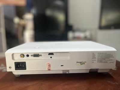 Máy chiếu cũ Sony VPL-DX100