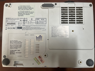 Máy chiếu cũ Sony VPL-DX100