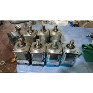Hộp số giảm tốc Servo giá rẻ tại Tp HCM, giao hàng toàn quốc nhanh chóng - 0917.882.099