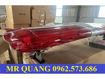 Đèn cảnh báo xe cứu thương