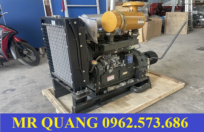 động cơ lai xe bồn chở xi măng