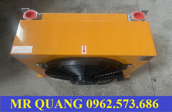 két làm mát dầu thuỷ lực máy xúc