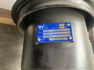 THÁP BEN FCA 202-5-6800 HYVA MÀU ĐỎ VÀ ĐEN TẠI HÀ NỘI VÀ SÀI GÒN