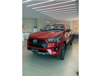 Toyota Hilux 2.4L 4X2 AT