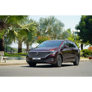 Volkswagen Viloran Premium