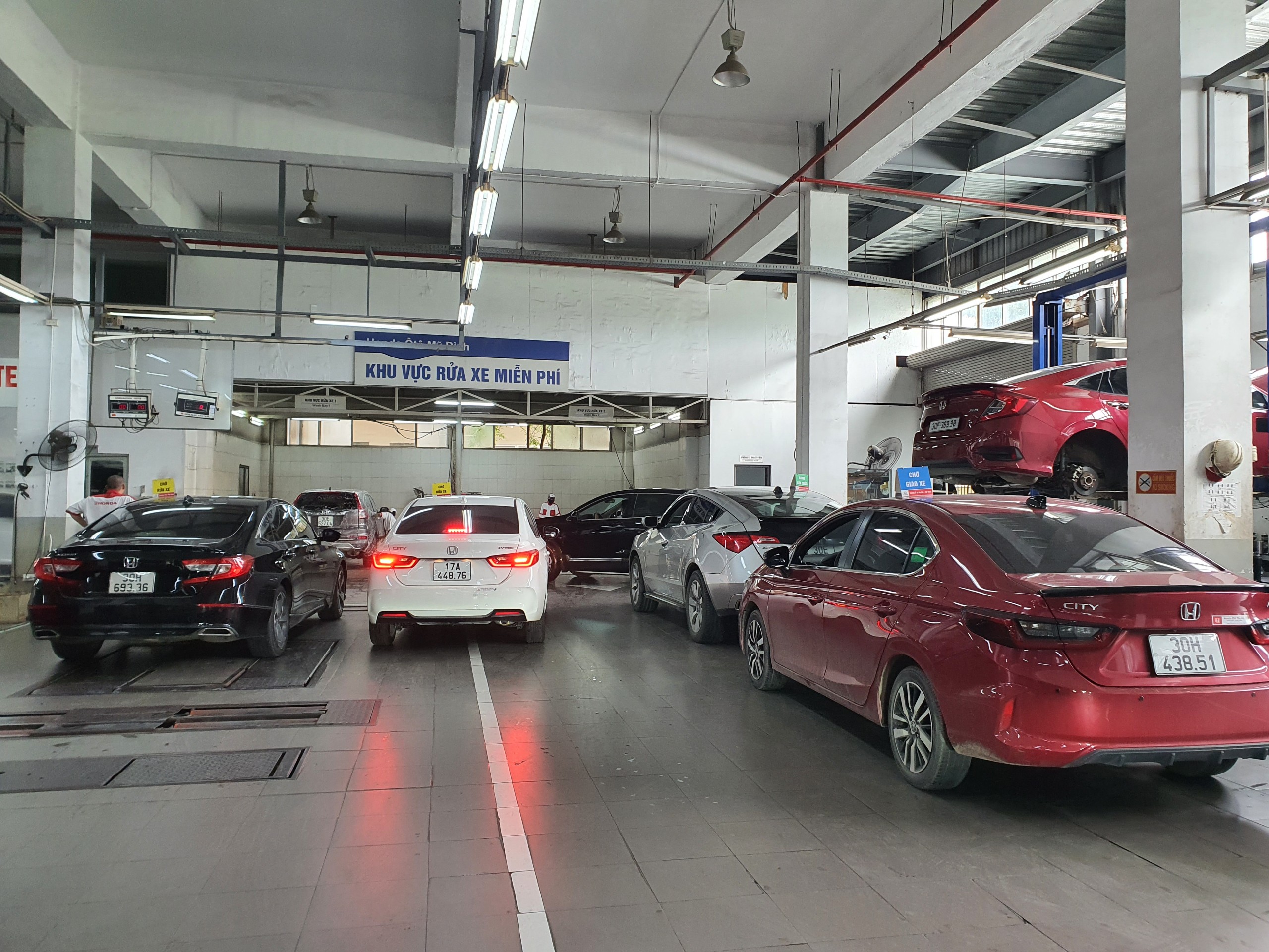 phòng rửa xe honda mỹ đình