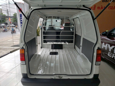 SUZUKI BLIND VAN