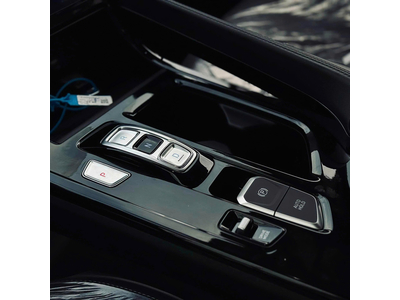 Hyundai Custin 1.5L Tiêu Chuẩn