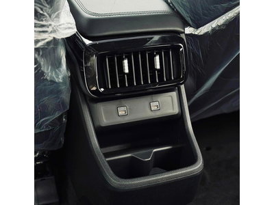 Hyundai Custin 1.5L Tiêu Chuẩn