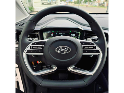 Hyundai Custin 1.5L Tiêu Chuẩn