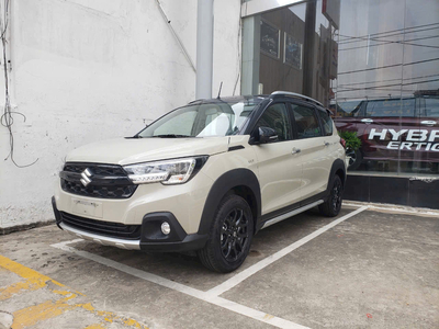 Suzuki XL7 Hybrid 2 Tone