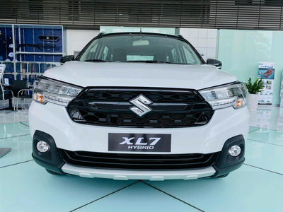 Suzuki XL7 Hybrid 2 Tone