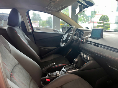 Mazda2 1.5 Luxury Sport