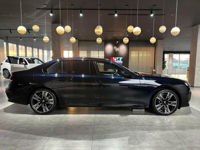 BMW 735i M Sport