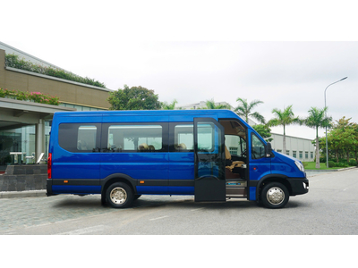 XE KHÁCH IVECO LIMOUSINE 11 CHỖ (IVECO DAILY PLUS)